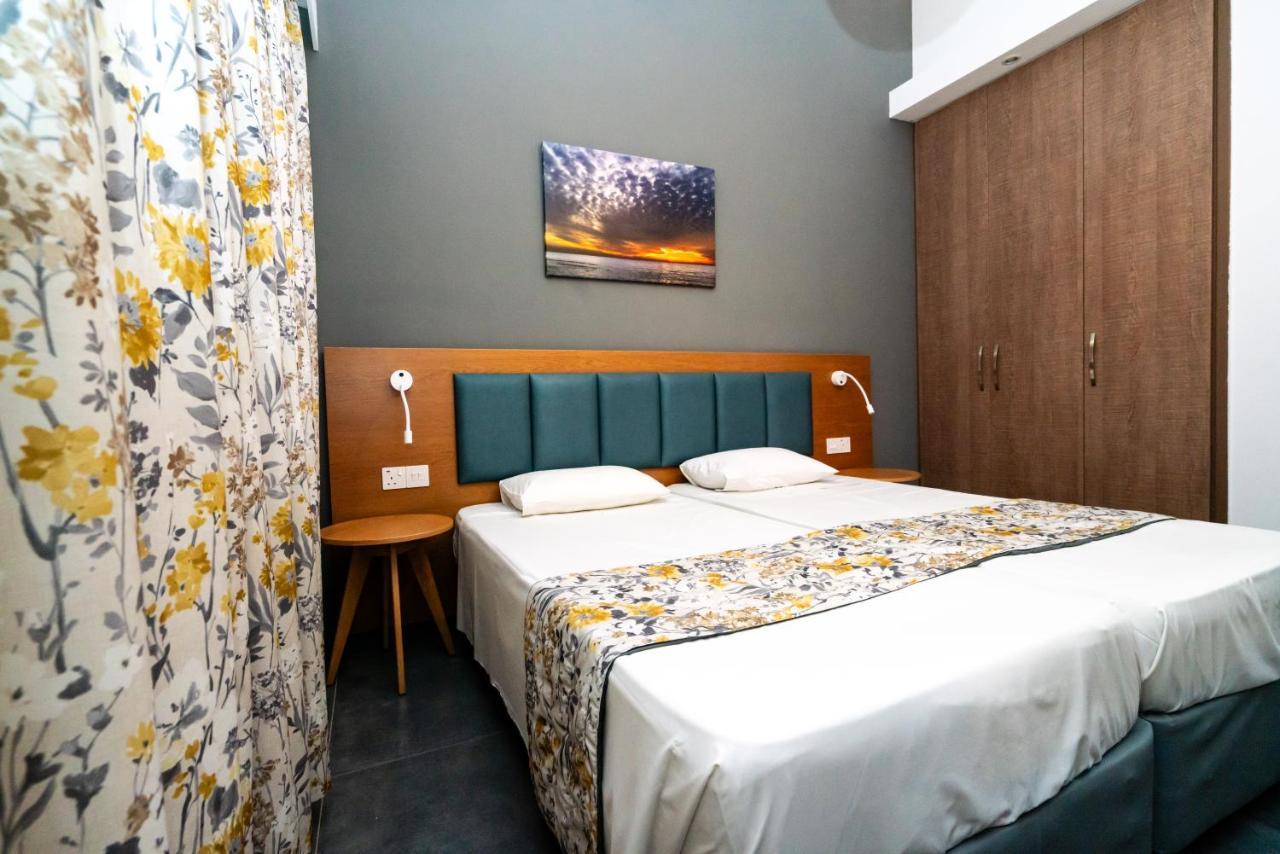 Helios Bay Hotel And Suites Klorakas Luaran gambar