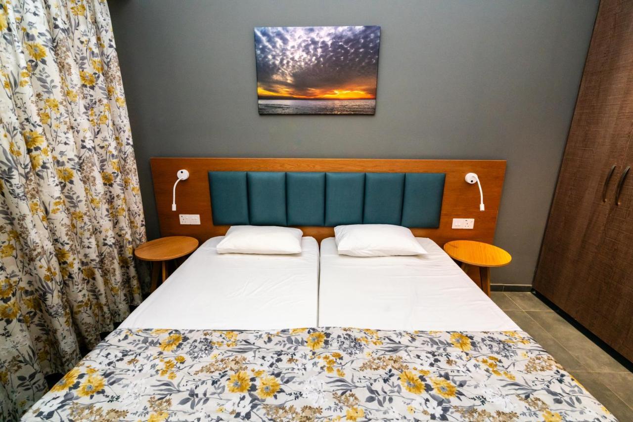 Helios Bay Hotel And Suites Klorakas Luaran gambar