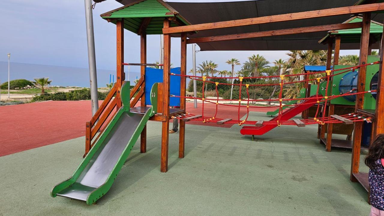 Helios Bay Hotel And Suites Klorakas Luaran gambar