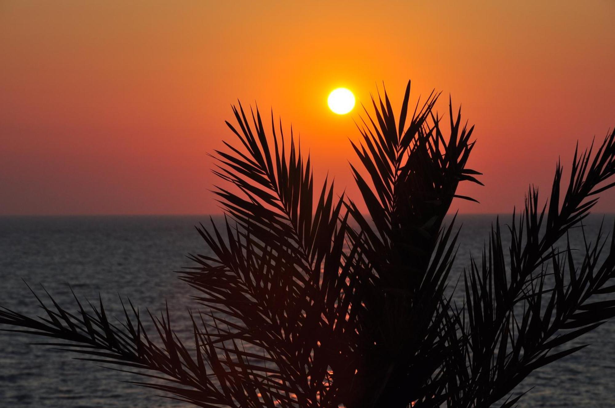 Helios Bay Hotel And Suites Klorakas Luaran gambar