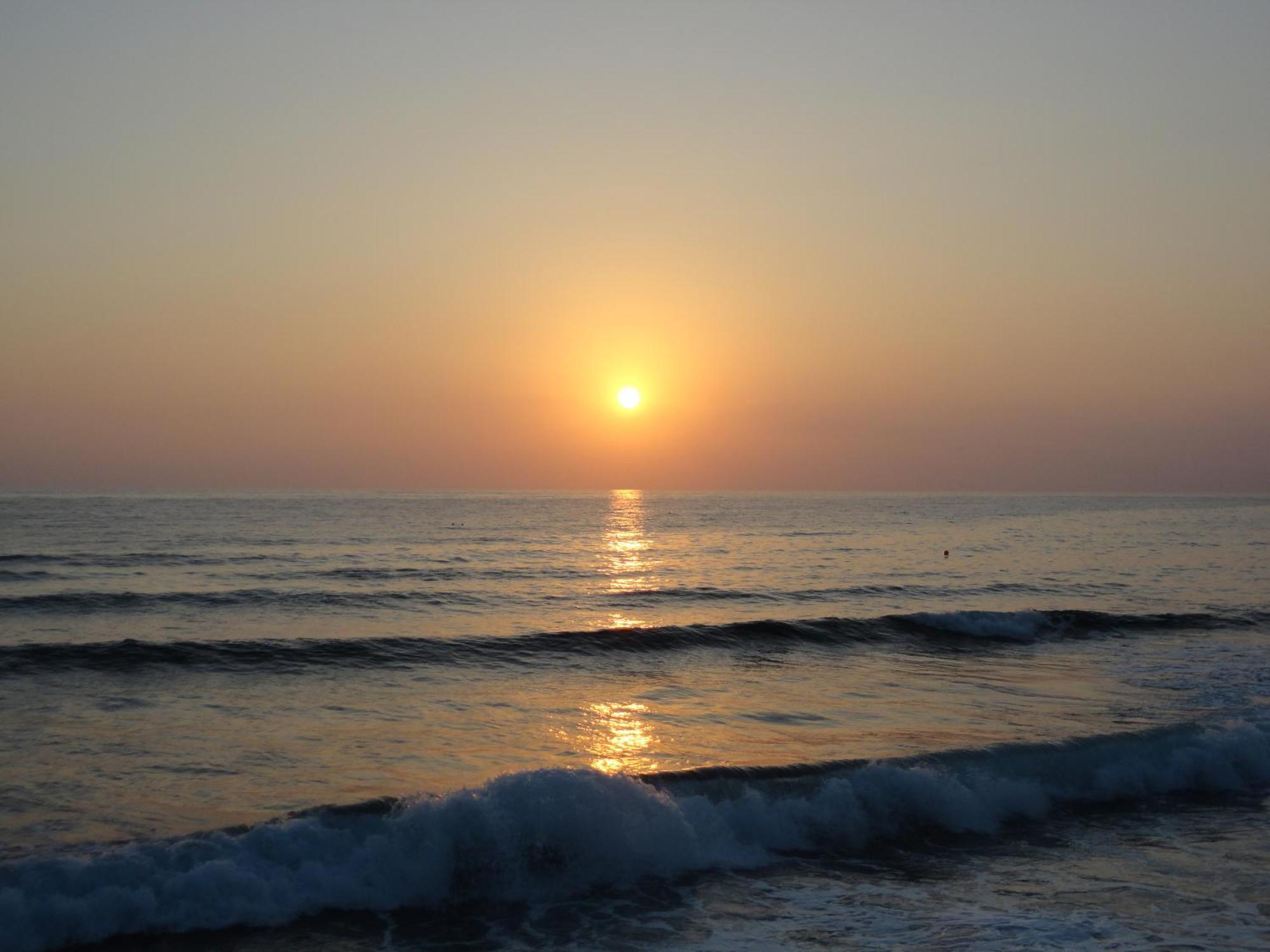 Helios Bay Hotel And Suites Klorakas Luaran gambar