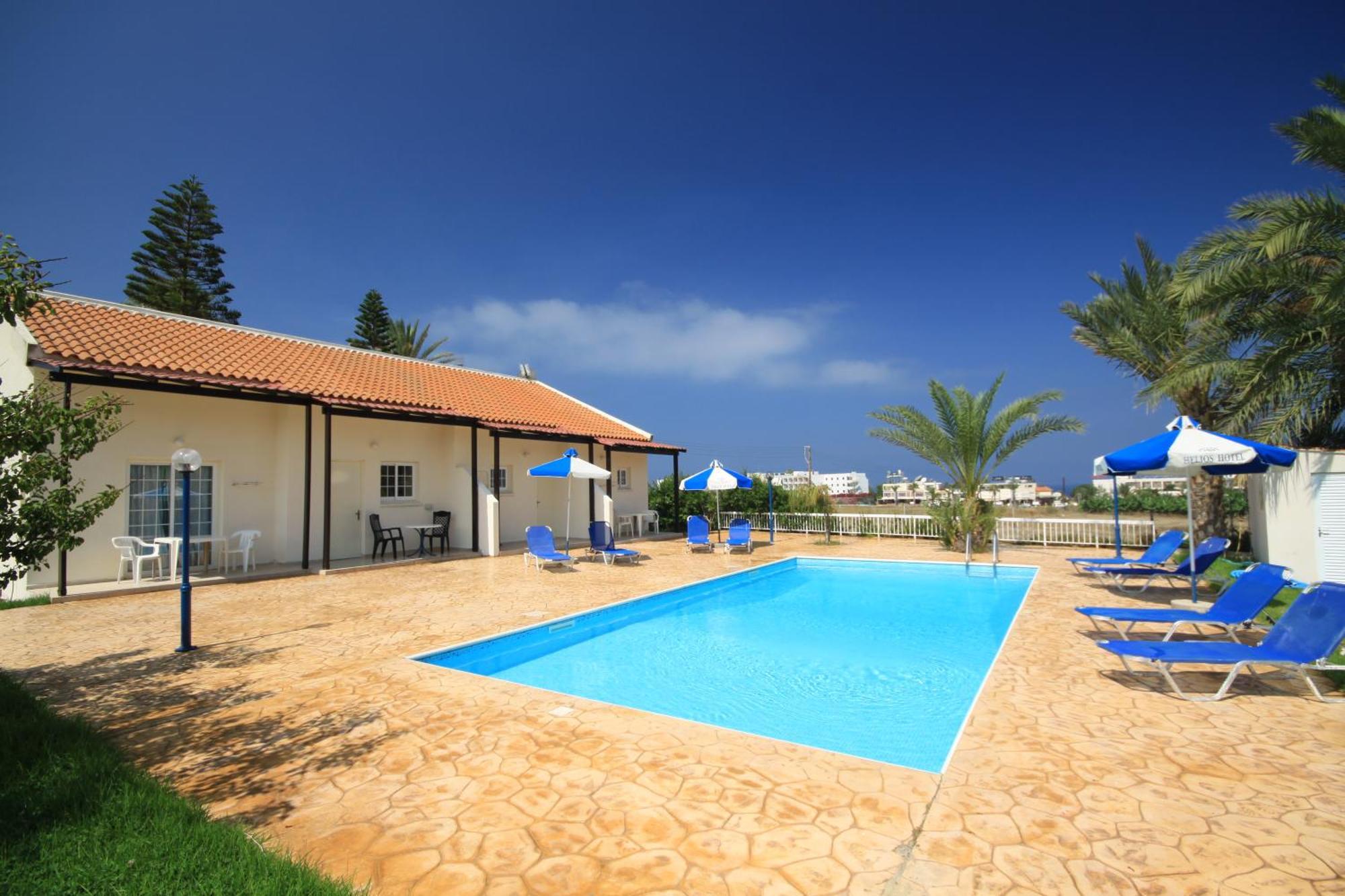 Helios Bay Hotel And Suites Klorakas Luaran gambar