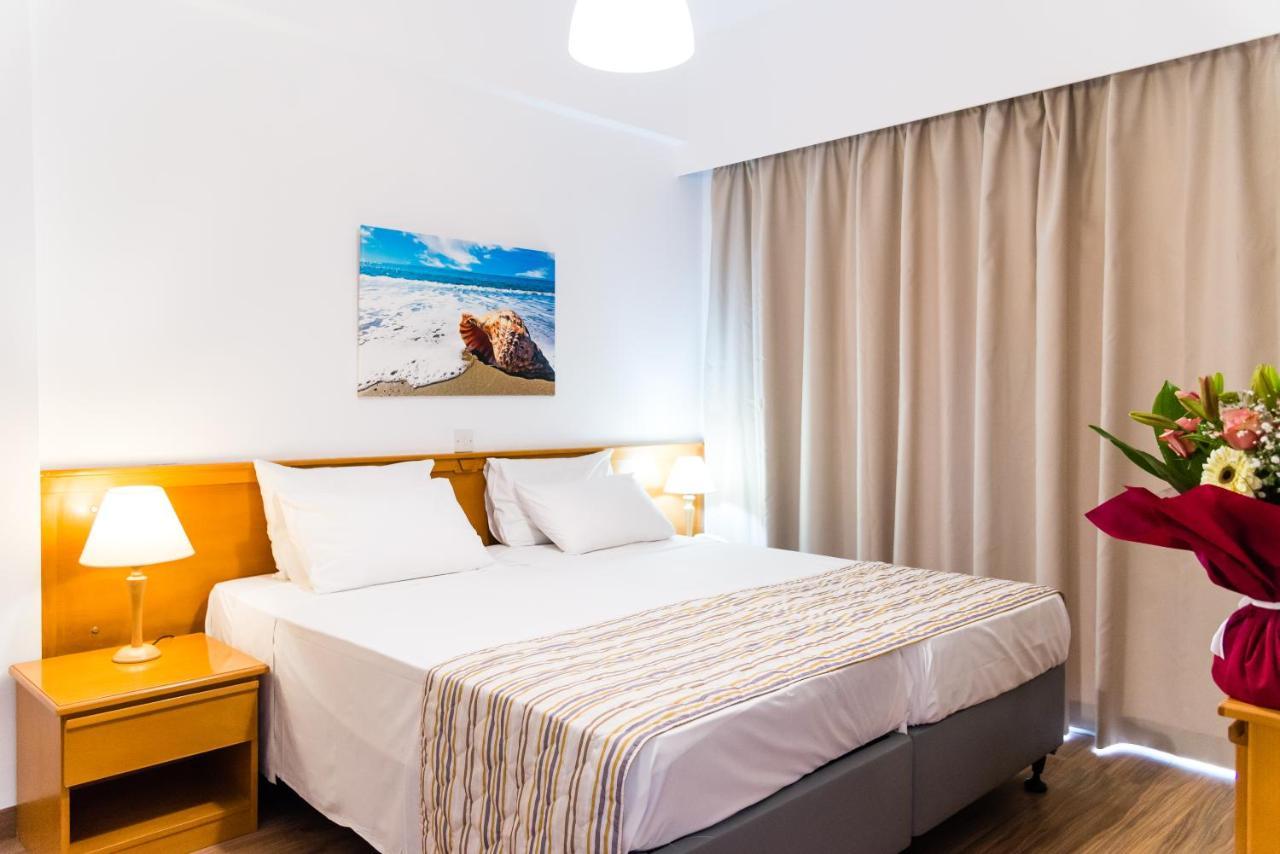 Helios Bay Hotel And Suites Klorakas Luaran gambar
